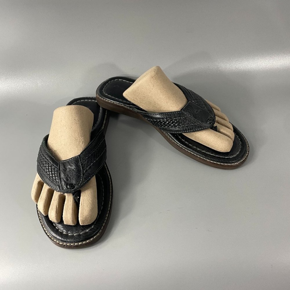 Tommy Bahama Anchors Away Black Leather Flip Flops, Size 9 D